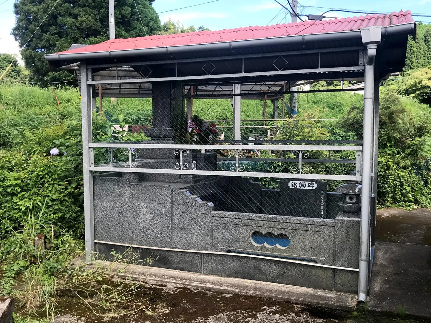 屋根付きお墓